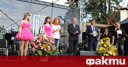 Президентът Румен Радев откри международния джаз фестивал Д р Емил Илиев