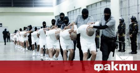 Върховният съд на Съединените щати блокира временно усилията на президента