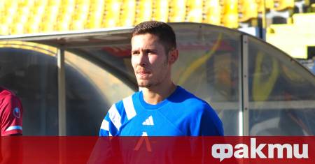 Старши треньорът на Левски Хулио Веласкес съобщи че единствено нападателят
