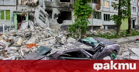 Най малко четирима души бяха убити при обстрел на центъра на