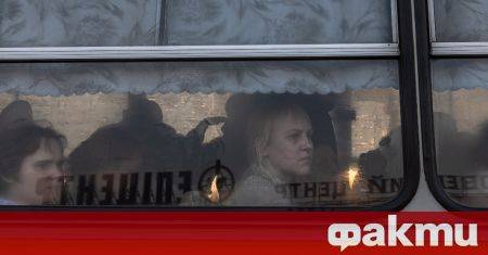 Четири евакуационни автобуса с цивилни са успели да напуснат украинския