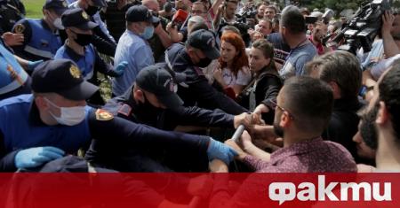 Големи протести се проведоха в Албания в защита на националния