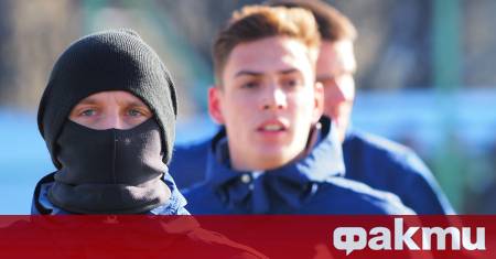 Левски обяви че удължава договора на нападателя Преслав Бачев Новият