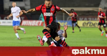 Нападателят на Локомотив София Спас Делев стана баща за