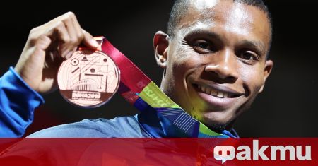 32 годишният световен бронзов медалист в спринта на 200 м Алекс