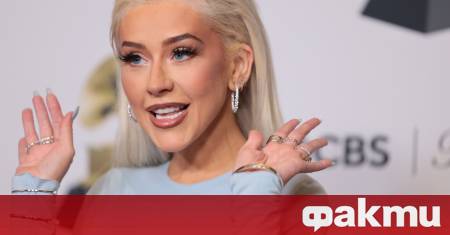 Американската певица автор на песни и актриса Кристина Агилера навършва