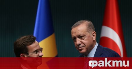Турция запазва резервите си към приемането на Швеция в НАТО