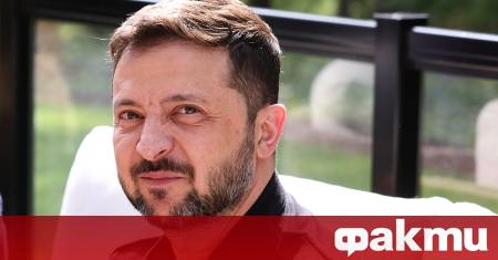 Украинският президент Володимир Зеленски подписа указ за излизане на страната