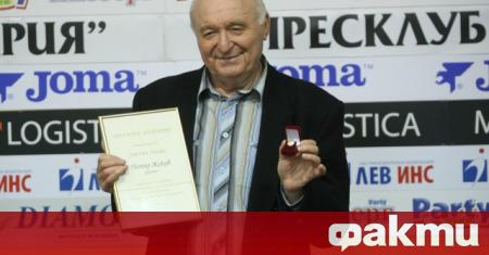 Легендата на ЦСКА и българския футбол Петър Жеков вчера навърши