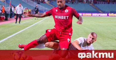 Десният защитник на ЦСКА Дейвид Пастор се очаква да се