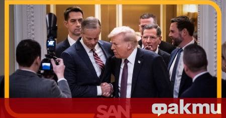 Лидерите на демократите в Конгреса на САЩ поискаха среща с