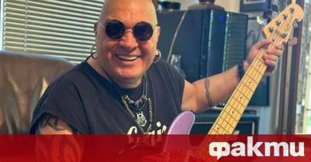 Димитър Ковачев Фънки отново прикова вниманието с ексцентричен стил и заразително