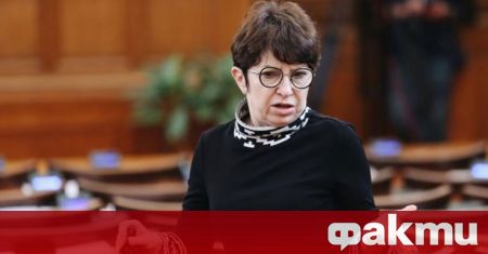 Народният представител от Продължаваме промяната от Русе Рена Стефанова ще