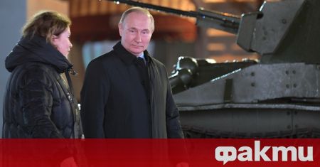 Как руският историк измамник Путин петни и осакатява историята в името