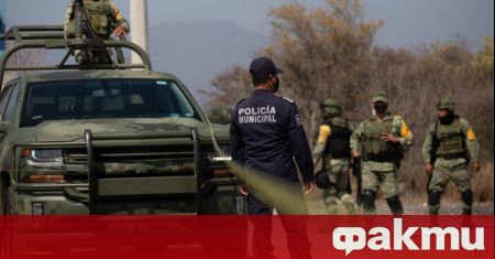 Губернаторът на мексиканския щат Синалоа каза че тяло открито по рано