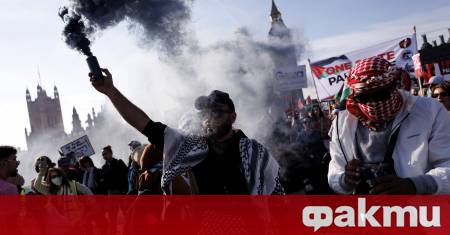 Великобритания ще въведе нов закон забраняващ протестите пред домовете на