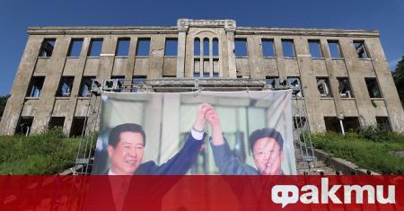 Южнокорейският президент Мун Дже Ин прикани днес Северна Корея да