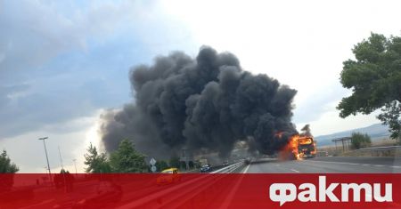 Затвориха АМ „Тракия” при Бургас заради горящ автобус. Инцидентът е