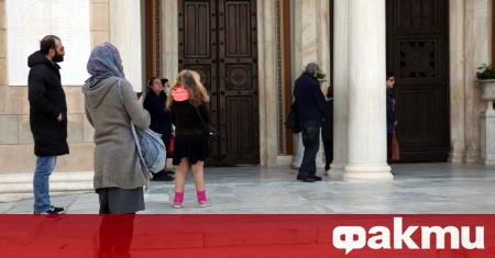 Цветница в Гърция се празнува при затворени храмове и без