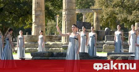 За първи път в историята на Олимпийските игри свещеният огън