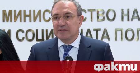 Министърът на труда и социалната политика в оставка Борислав Гуцанов