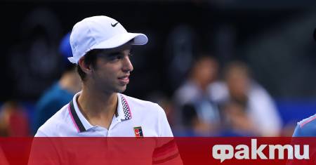 Адриан Андреев се класира на 1 4 финалите на тенис