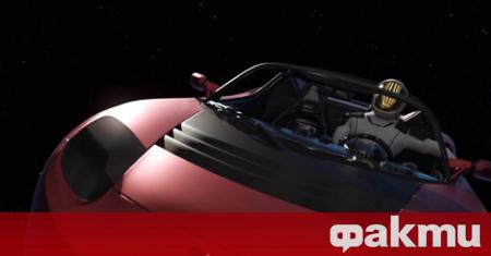 След 32 месеца в агресивна радиоактивна среда личната Tesla Roadster