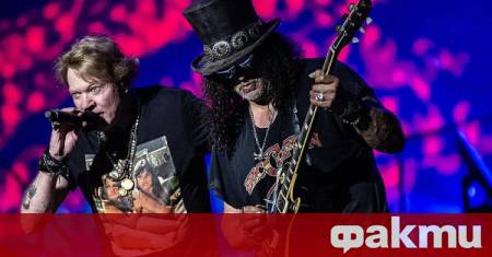 Три часа и десет минути Тридесет и една песни Над