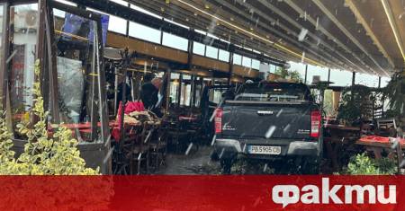 Сигнал за тежък инцидент при който джип е навлязъл в