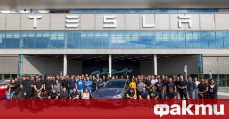 Докато светът очаква финансовия отчет на Tesla за четвъртото тримесечие