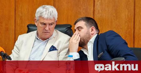 Ако държавните служители започнат да си плащат осигуровките сами какъв
