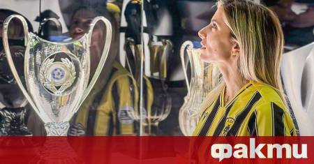 Най успешната българска футболистка Евдокия Попадинова ще играе в гръцкото