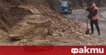 Проливните дъждове у нас в неделя причиниха щети в няколко