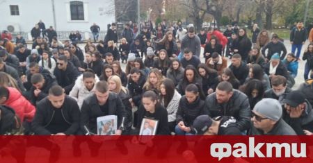 В Сливен се проведе мълчалив протест и бдение след смъртта