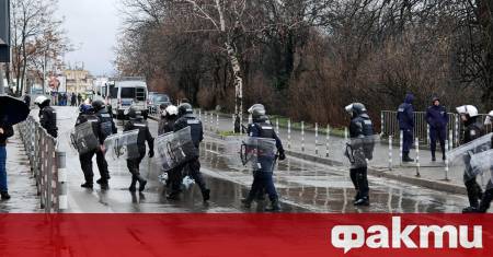 Столичната дирекция на вътрешните работи и Министерството на вътрешните работи