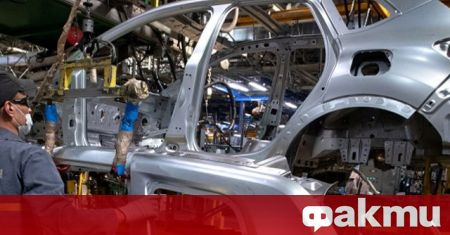 Автомобилният концерн Renault ще прехвърли контролния пакет акции в АвтоВАЗ