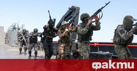 Иран и Русия проведоха днес съвместни военноморски учения в Оманския