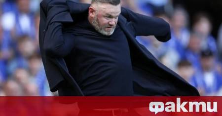 Бившият капитан на Англия и икона на Манчестър Юнайтед Уейн