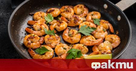 Необходими продукти 500 грама скариди почистени 2 ч л мед 1 ч л