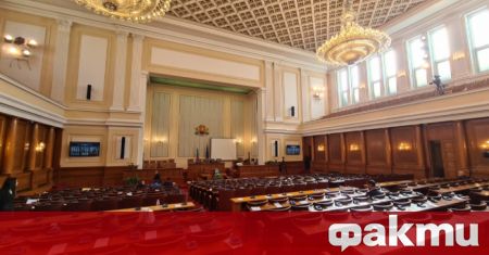 Разместванията в 48 Народно събрание оставиха без мандати няколко от
