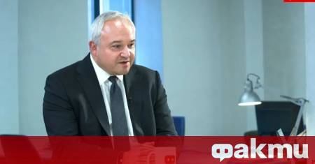 Доста години съм до президента Радев в стремежа му да