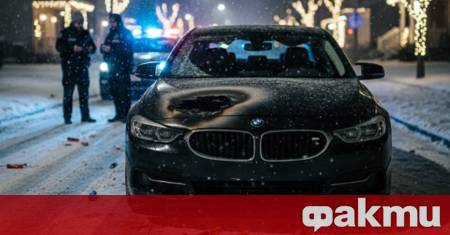 Празничният шум и ефектните светлини в небето често оставят след