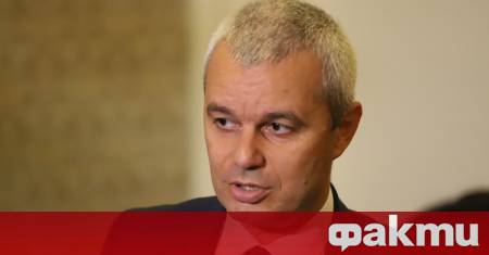 Лидерът на политическа партия Възраждане Костадин Костадинов критикува остро управляващите