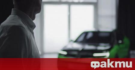 Opel публикува видео с главния изпълнителен директор на малката и