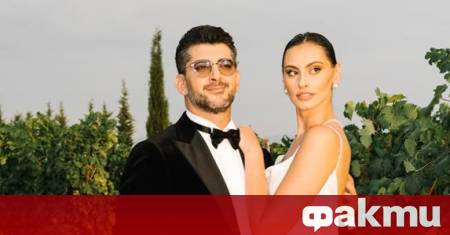 Дни преди Коледа Сашо Кадиев изненада жена си Ивелина Чоева