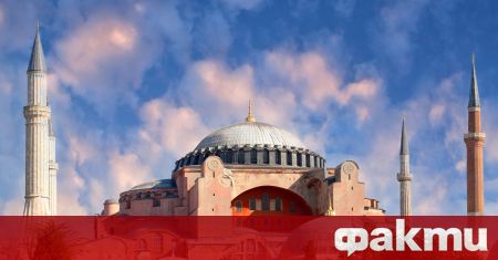 Нова мода причини безпокойства за опазването на Света София в