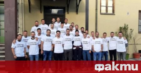 Футболистите на сръбския Борац Чачак обявиха гладна стачка след като
