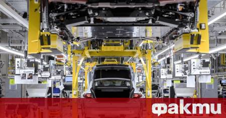 Планът на германския автомобилен производител Mercedes Benz да увеличи продажбите