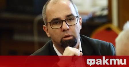 Наблюдавахме емоционална сцена без особен план Плам имаше но план