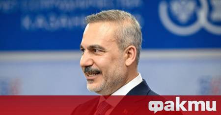 По време на посещението си в Катар на 19 юли